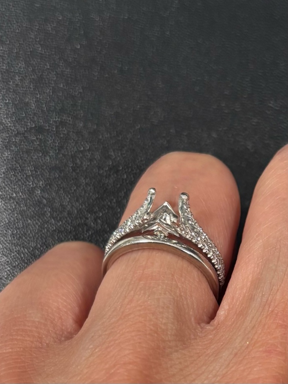 A. Jaffe 18k white gold Chevron Halo Wedding Ring Set
